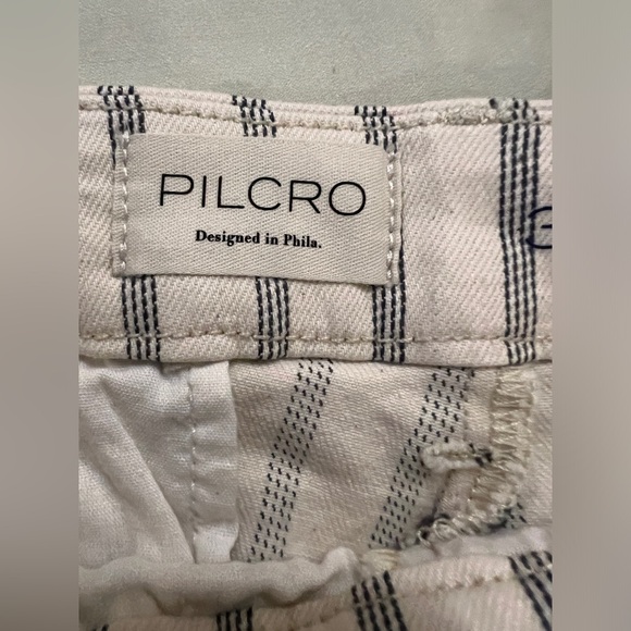 Anthropologie x Pilcro 
Size 30 Cream color shorts EUC - Picture 15 of 16